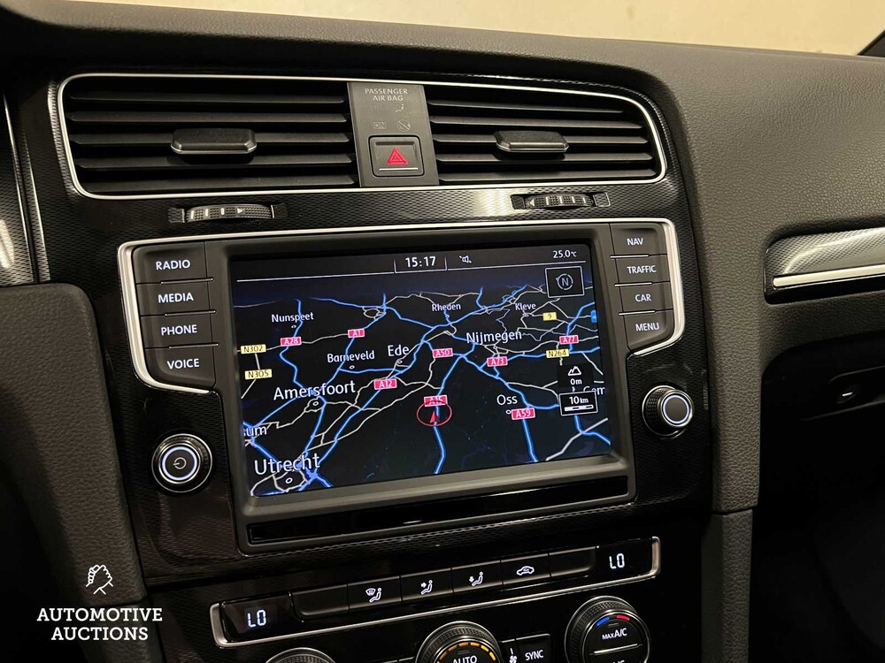 Volkswagen Golf GTE 1.4 TSI 150PS 2015 (Original-NL), HN-462-L