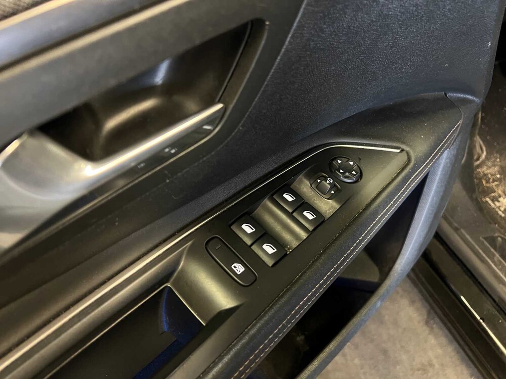 Peugeot 5008 1.2 PureTech GT-Line 131PS 2020 (Original-NL) 7-Sitzer, H-053-DP