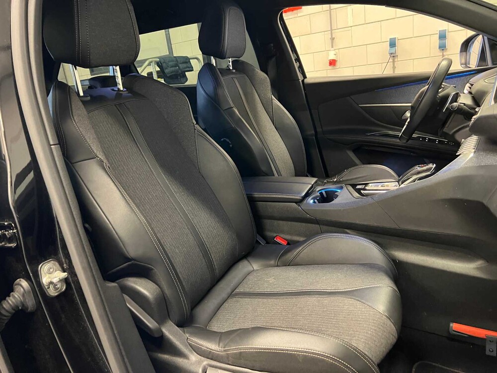 Peugeot 5008 1.2 PureTech GT-Line 131PS 2020 (Original-NL) 7-Sitzer, H-053-DP