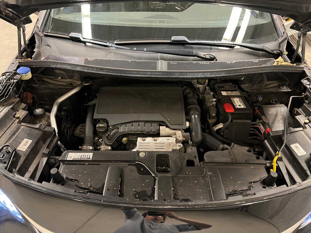 Peugeot 5008 1.2 PureTech GT-Line 131PS 2020 (Original-NL) 7-Sitzer, H-053-DP