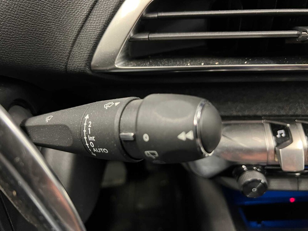 Peugeot 5008 1.2 PureTech GT-Line 131PS 2020 (Original-NL) 7-Sitzer, H-053-DP