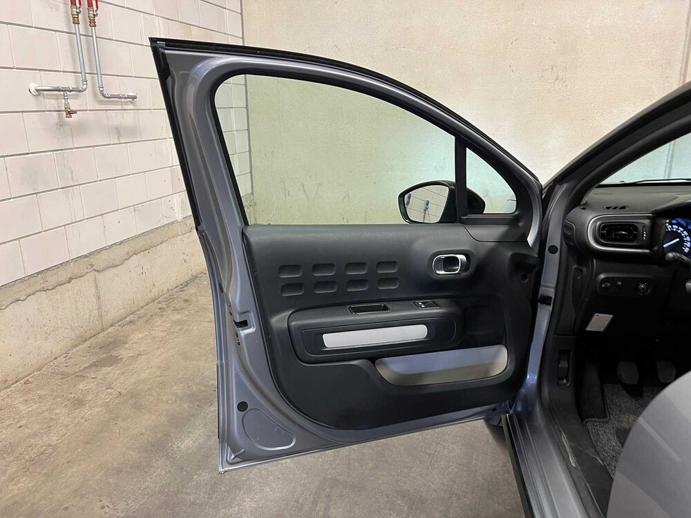 Citroen C3 1.2 PT Feel 83PS 2020 (Original-NL), J-635-BF