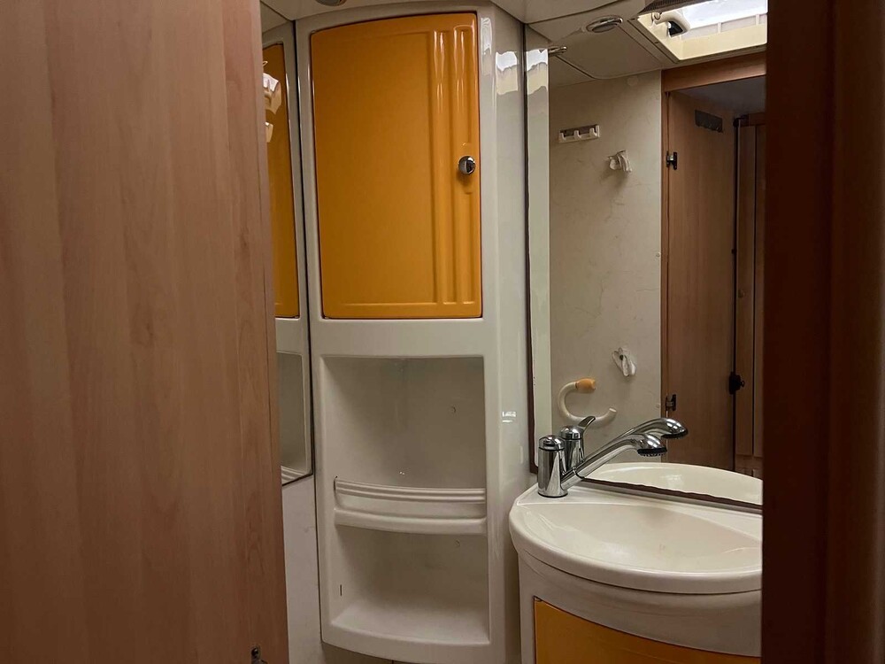 Fiat Dethleffs Motorhome A5880 CAMPER 2000, 61-VPZ-9