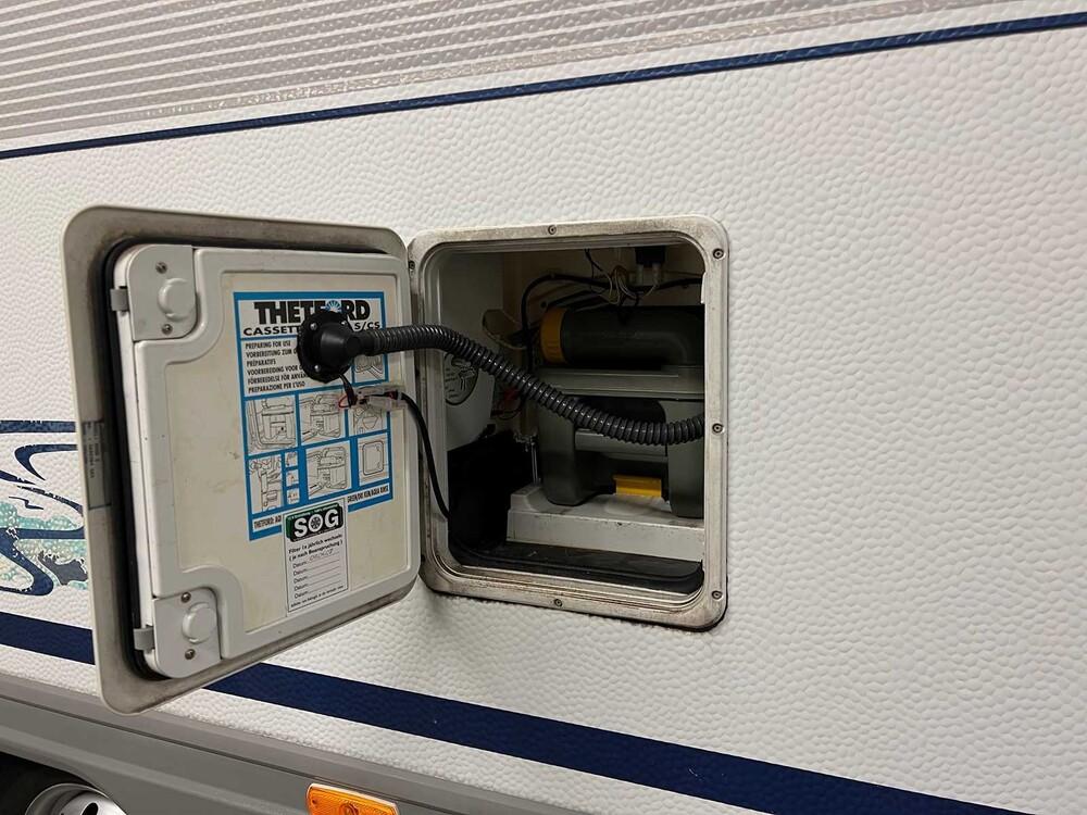 Fiat Dethleffs Motorhome A5880 CAMPER 2000, 61-VPZ-9