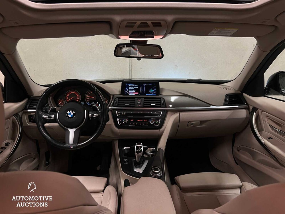 BMW 320i Upgrade Edition 184PS 2013 (Original-UK) F30 3er, 4-KHX-60