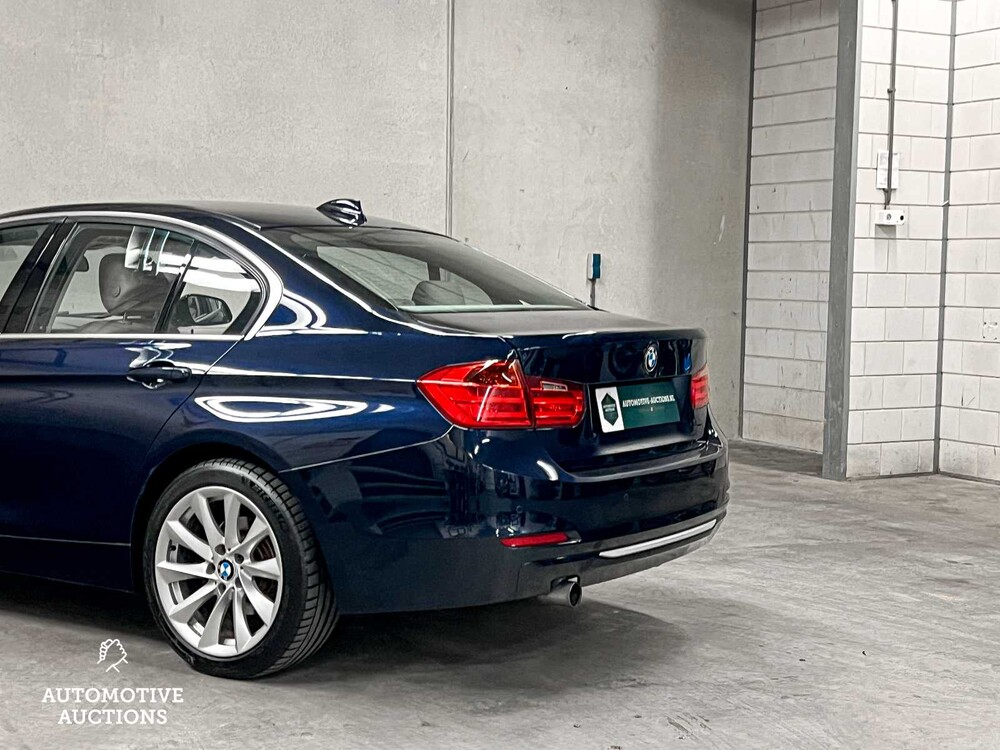 BMW 320i Upgrade Edition 184PS 2013 (Original-UK) F30 3er, 4-KHX-60