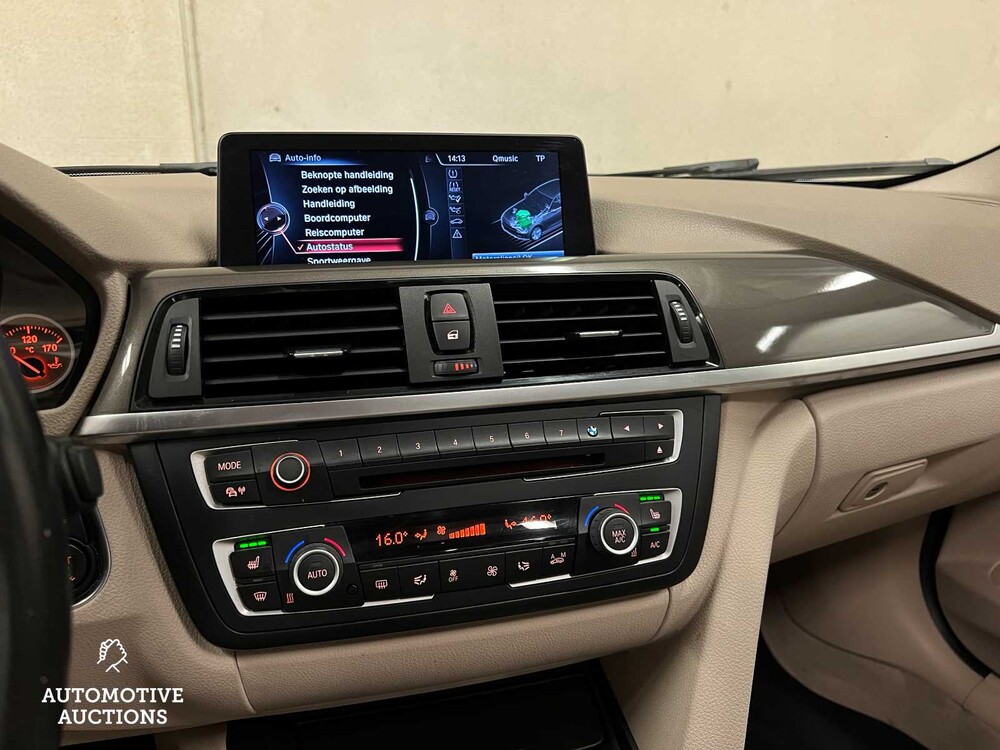 BMW 320i Upgrade Edition 184PS 2013 (Original-UK) F30 3er, 4-KHX-60