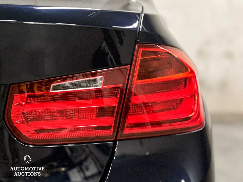 BMW 320i Upgrade Edition 184PS 2013 (Original-UK) F30 3er, 4-KHX-60