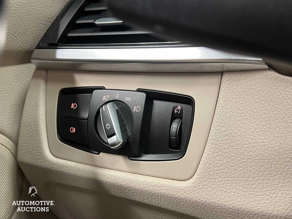 BMW 320i Upgrade Edition 184PS 2013 (Original-UK) F30 3er, 4-KHX-60