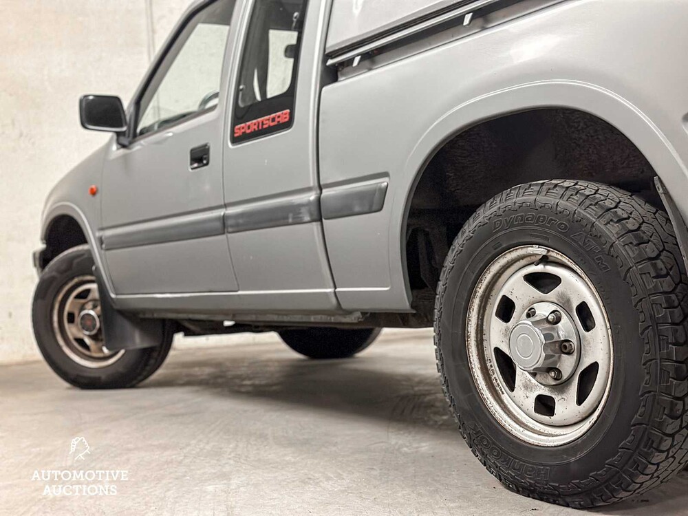 Opel Campo 2.5 DI Sports Cab 76pk 2001 (Origineel-NL) Bedrijfswagen, 86-VT-KX