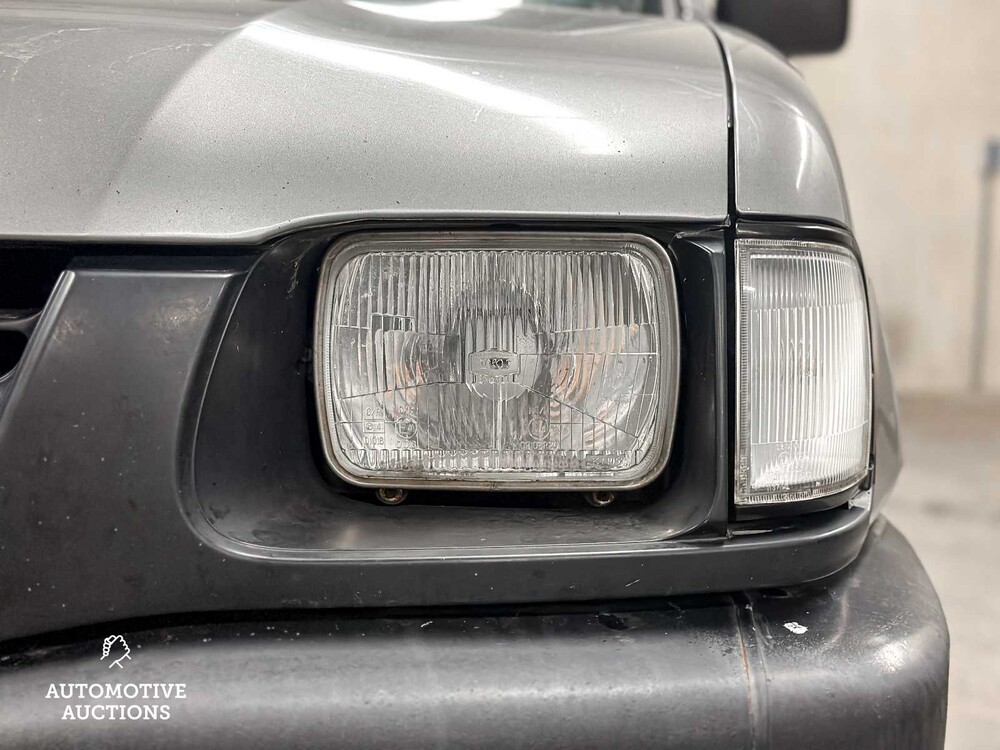 Opel Campo 2.5 DI Sports Cab 76pk 2001 (Origineel-NL) Bedrijfswagen, 86-VT-KX