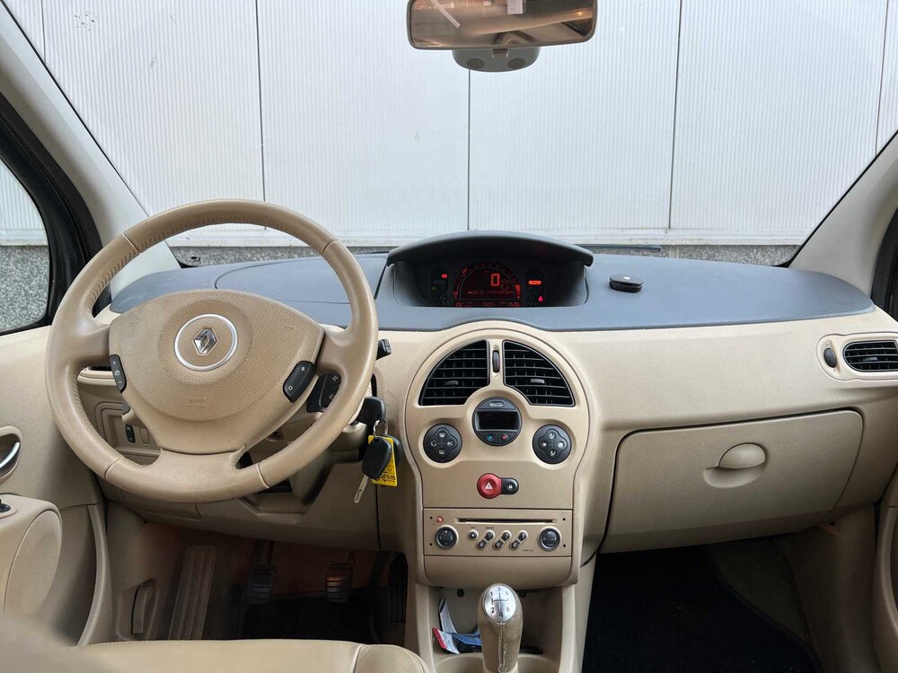 Renault Modus 1.6-16V Initiale 111hp 2005 (Original-NL), 39-RR-NP