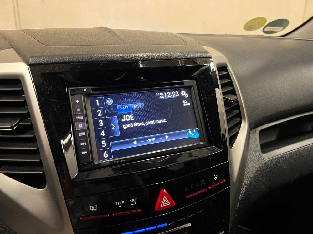 SsangYong Tivoli 1.6D Quarz 116PS 2015, KH-447-H