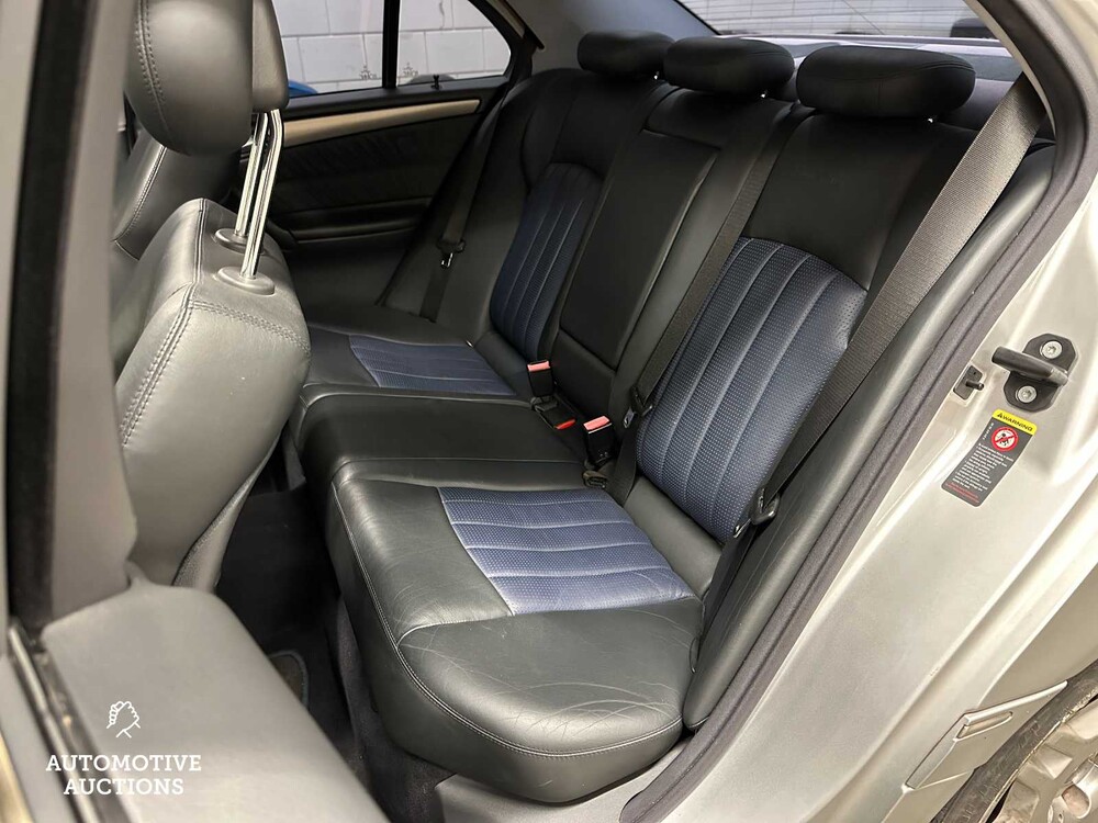 Mercedes-Benz C32 AMG 3.2 V6 354PS 2002 C-Klasse 