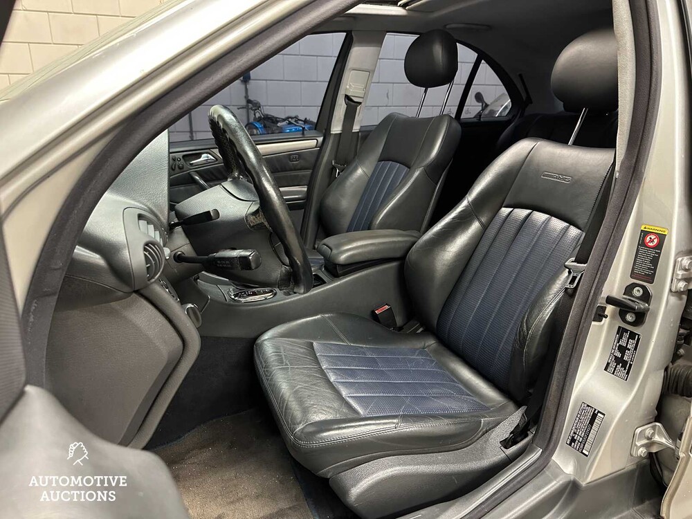 Mercedes-Benz C32 AMG 3.2 V6 354PS 2002 C-Klasse 