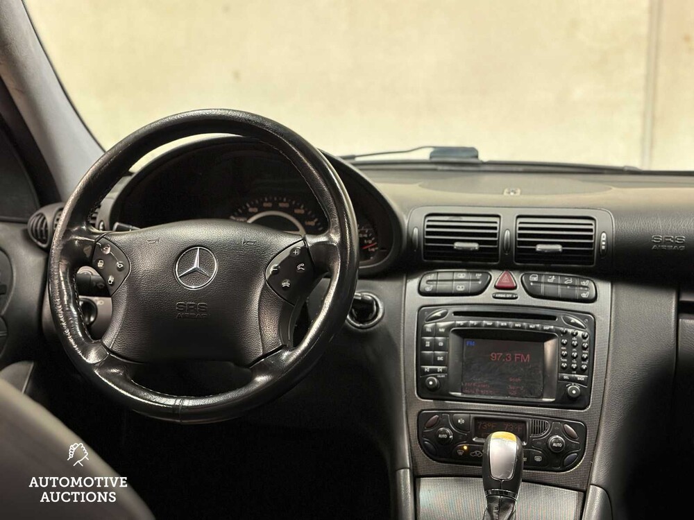 Mercedes-Benz C32 AMG 3.2 V6 354PS 2002 C-Klasse 