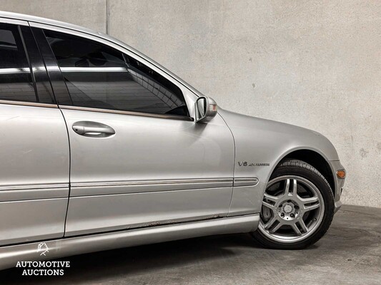 Mercedes-Benz C32 AMG 3.2 V6 354hp 2002 C-Class 