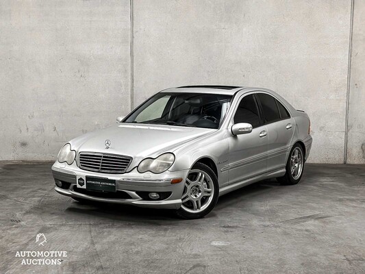 Mercedes-Benz C32 AMG 3.2 V6 354hp 2002 C-Class 