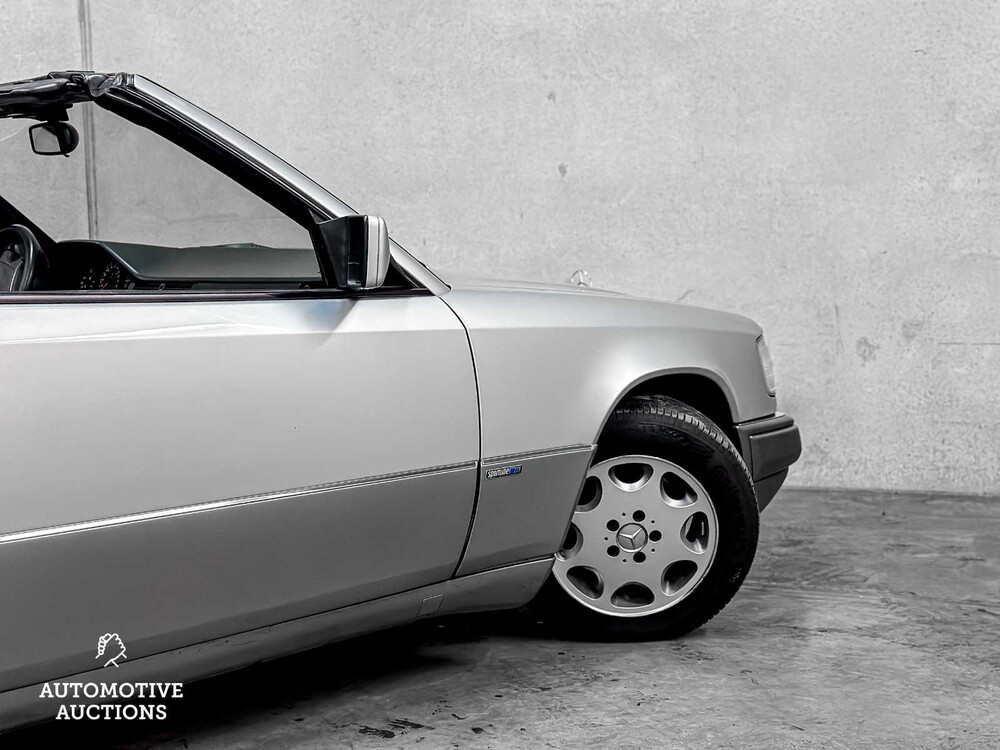 Mercedes-Benz 300 CE-24 200-500 (W124) Cabriolet 220hp 1993, 47-ZG-PR