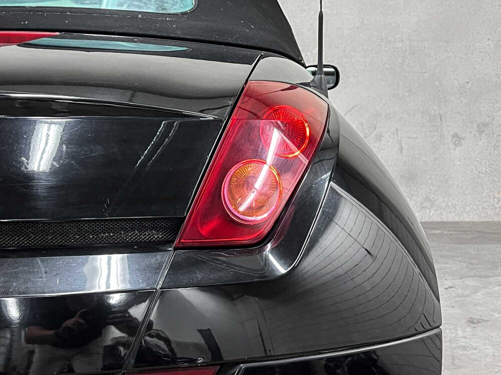 Ford Streetka 1.6 Futura 95PS 2004, JL-381-B