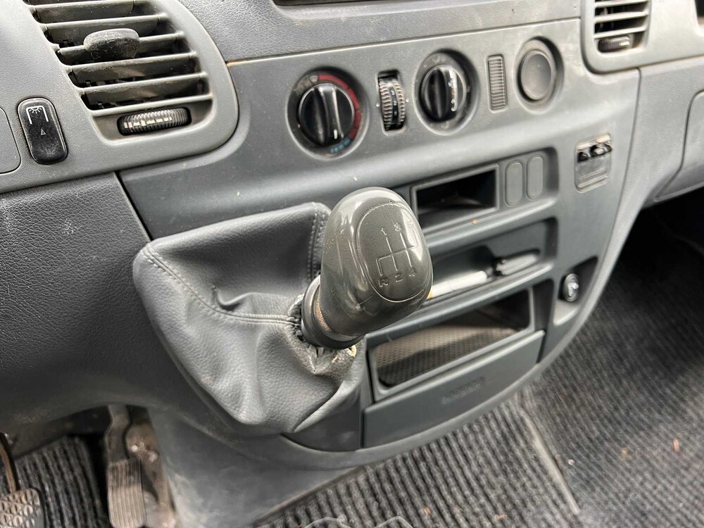 Mercedes-Benz Sprinter 408 CDI 2.2 402 Commercial vehicle 82hp 2001 (Original-NL), 34-VZ-PP