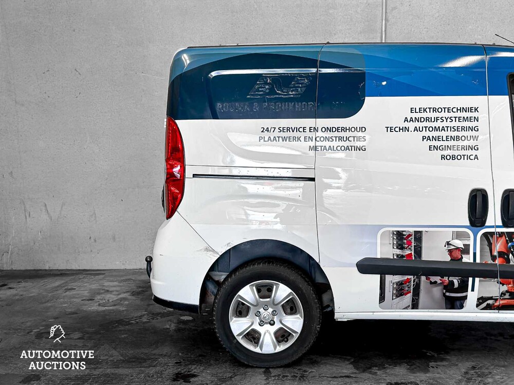 Opel Combo 1.3 CDTi L2H1 Edition 95hp 2018 (Original-NL) Commercial vehicle, V-108-TN