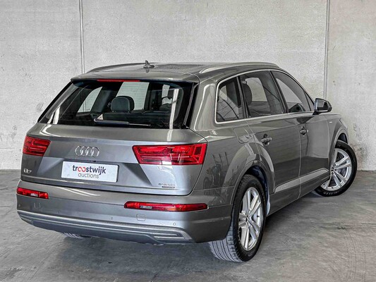 Audi Q7 3.0 TDI E-Tron Quattro Sport 258pk -Orig. NL- 2016, KL-758-P