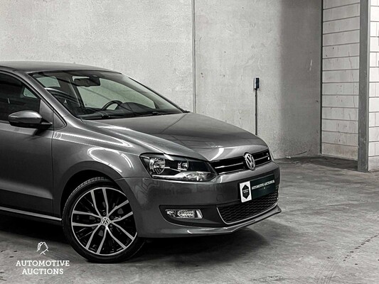 Volkswagen Polo 1.4-16V Highline DSG ECC 86hp 2011 (Original-NL), 32-SVH-3