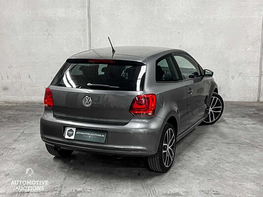 Volkswagen Polo 1.4-16V Highline DSG ECC 86pk 2011 (Origineel-NL), 32-SVH-3