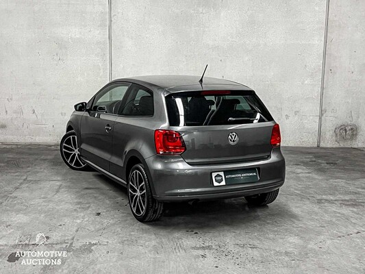 Volkswagen Polo 1.4-16V Highline DSG ECC 86hp 2011 (Original-NL), 32-SVH-3