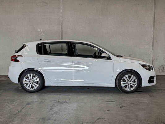 Peugeot 308 1.2 PureTech Active (Original-NL) 110hp 2020, J-884-FF