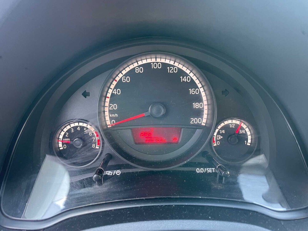 Volkswagen Up! 1.0 Move Up! BlueMotion. 60hp 2015 (Original-NL), GV-748-X