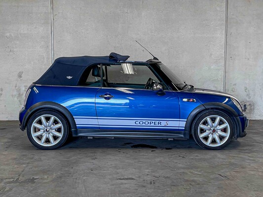 Mini Cabrio Cooper S 1.6 170pk 2004, 67-JVP-1