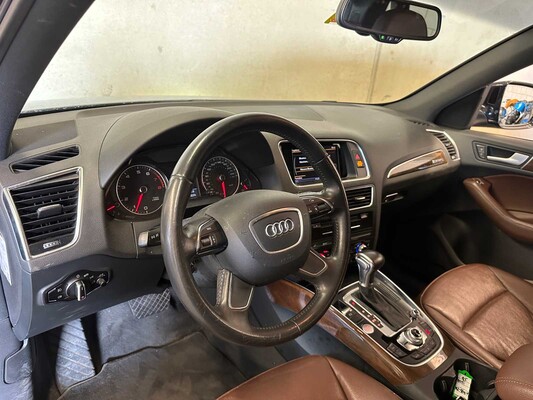 Audi Q5 2.0 TFSI Quattro Pro Line Plus 220pk 2015, NZ-964-V