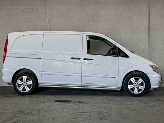 Mercedes-Benz Vito 116 CDI 320 Long DC luxury 163hp 2011 (Original-NL) Commercial vehicle, 4-VRN-34