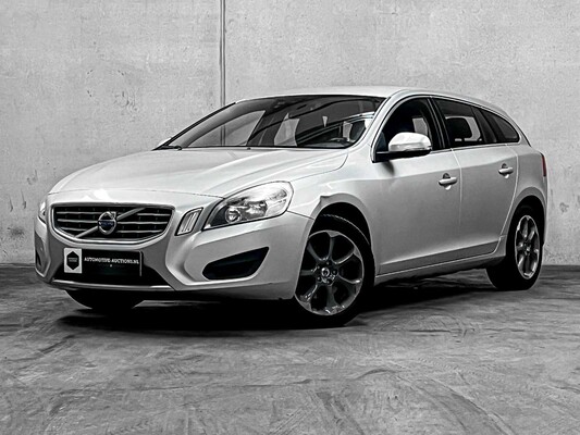 Volvo V60 1.6 T4 Momentum 179hp 2012 (Original-NL), 60-TDK-1