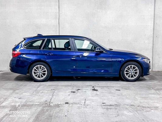 BMW 318d Touring High Executive 2.0 136pk 2018 3-serie, GBJ-91-B