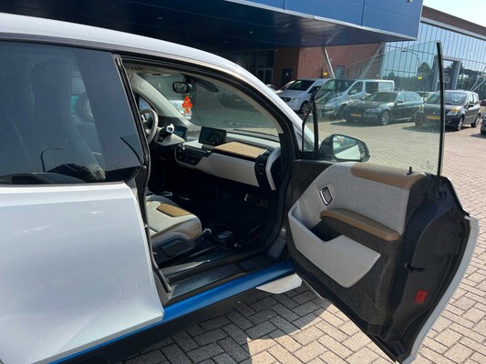 BMW i3 Basic Comfort 22kWh 170hp 2013, 9-SXH-19