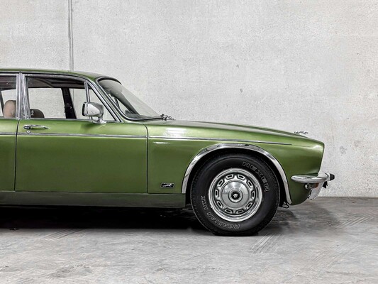 Jaguar XJ 3.4 Aut. 158pk 1975 (Origineel-NL), 81-GE-90