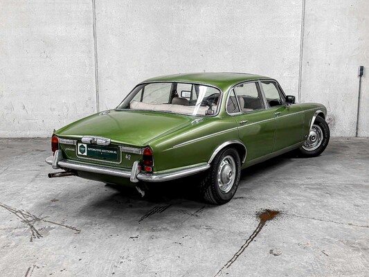 Jaguar XJ 3.4 Aut. 158pk 1975 (Origineel-NL), 81-GE-90