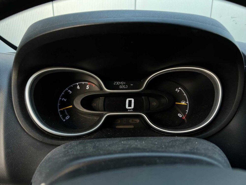 Opel Vivaro 1.6 CDTI L2H1 Sport EcoFlex (Original-NL) 90hp 2015 Commercial vehicle, VP-442-P