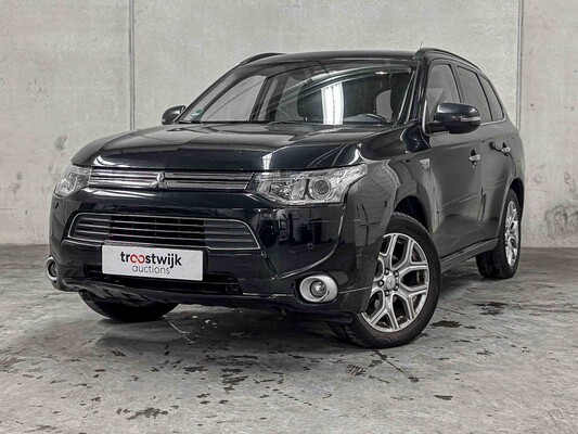 Mitsubishi Outlander 2.0 PHEV Instyle+ 121PS 2013 (Original-UK), 6-SNX-40