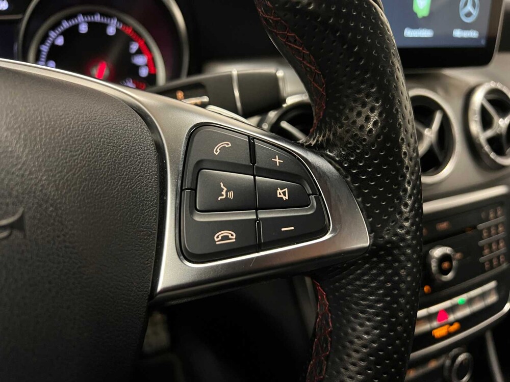 Mercedes-Benz CLA180 AMG Prestige 122PS 2017 CLA-Klasse, SN-764-B