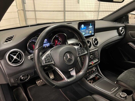 Mercedes-Benz CLA180 AMG Prestige 122pk 2017 CLA-Klasse, SN-764-B