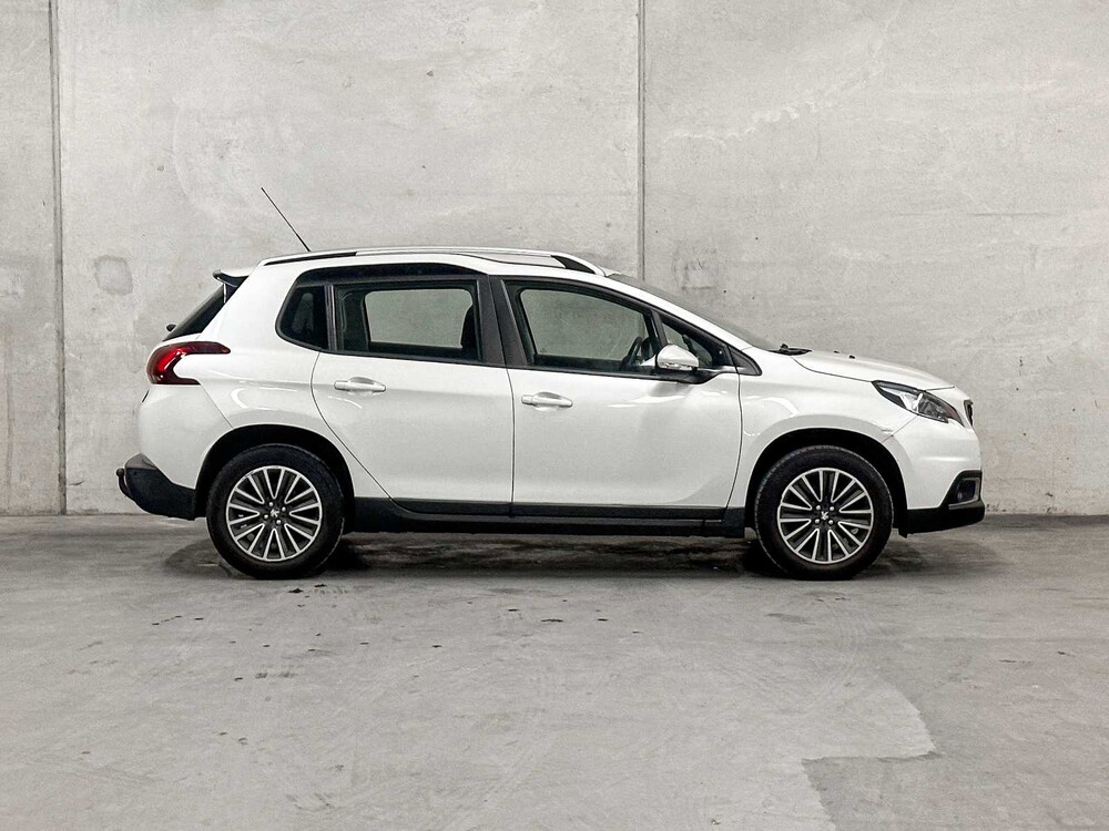 Peugeot 2008 1.2 PureTech Blue Lion 110hp 2008 (Original-NL), ST-038-R