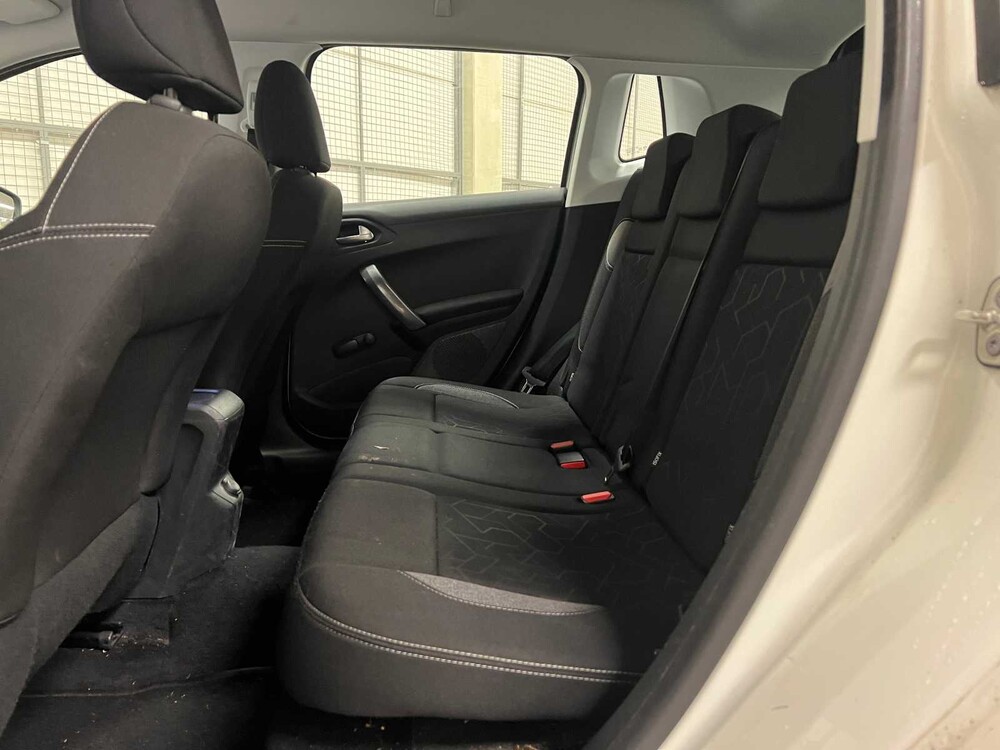 Peugeot 2008 1.2 PureTech Blue Lion 110hp 2008 (Original-NL), ST-038-R