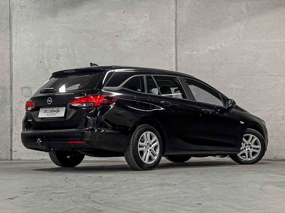Opel Astra Sports Tourer 1.6 CDTI Online Edition 110hp 2018 (Original-UK), TL-613-G