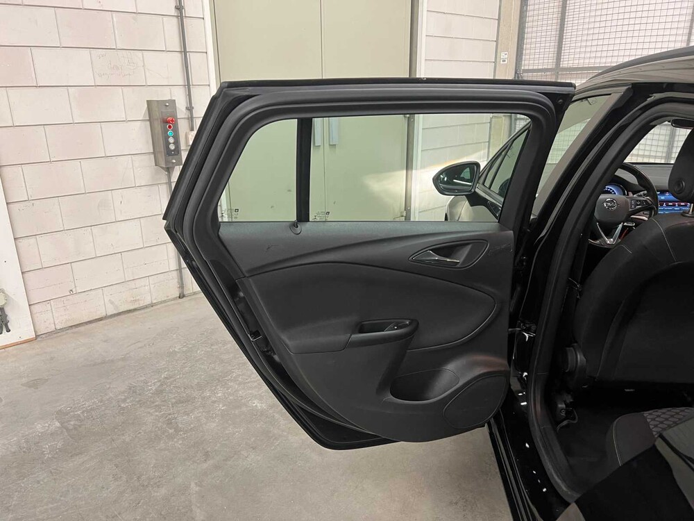 Opel Astra Sports Tourer 1.6 CDTI Online Edition 110hp 2018 (Original-UK), TL-613-G