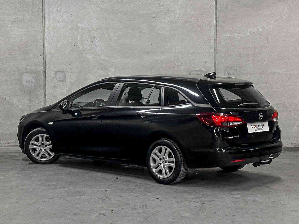 Opel Astra Sports Tourer 1.6 CDTI Online Edition 110hp 2018 (Original-UK), TL-613-G