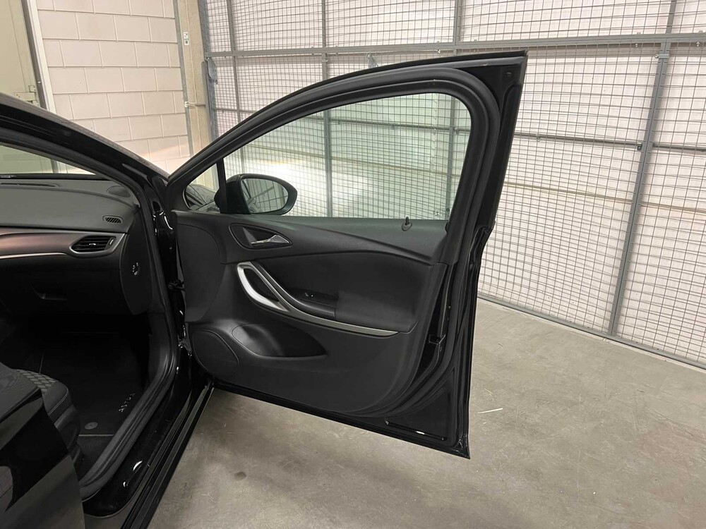 Opel Astra Sports Tourer 1.6 CDTI Online Edition 110hp 2018 (Original-UK), TL-613-G